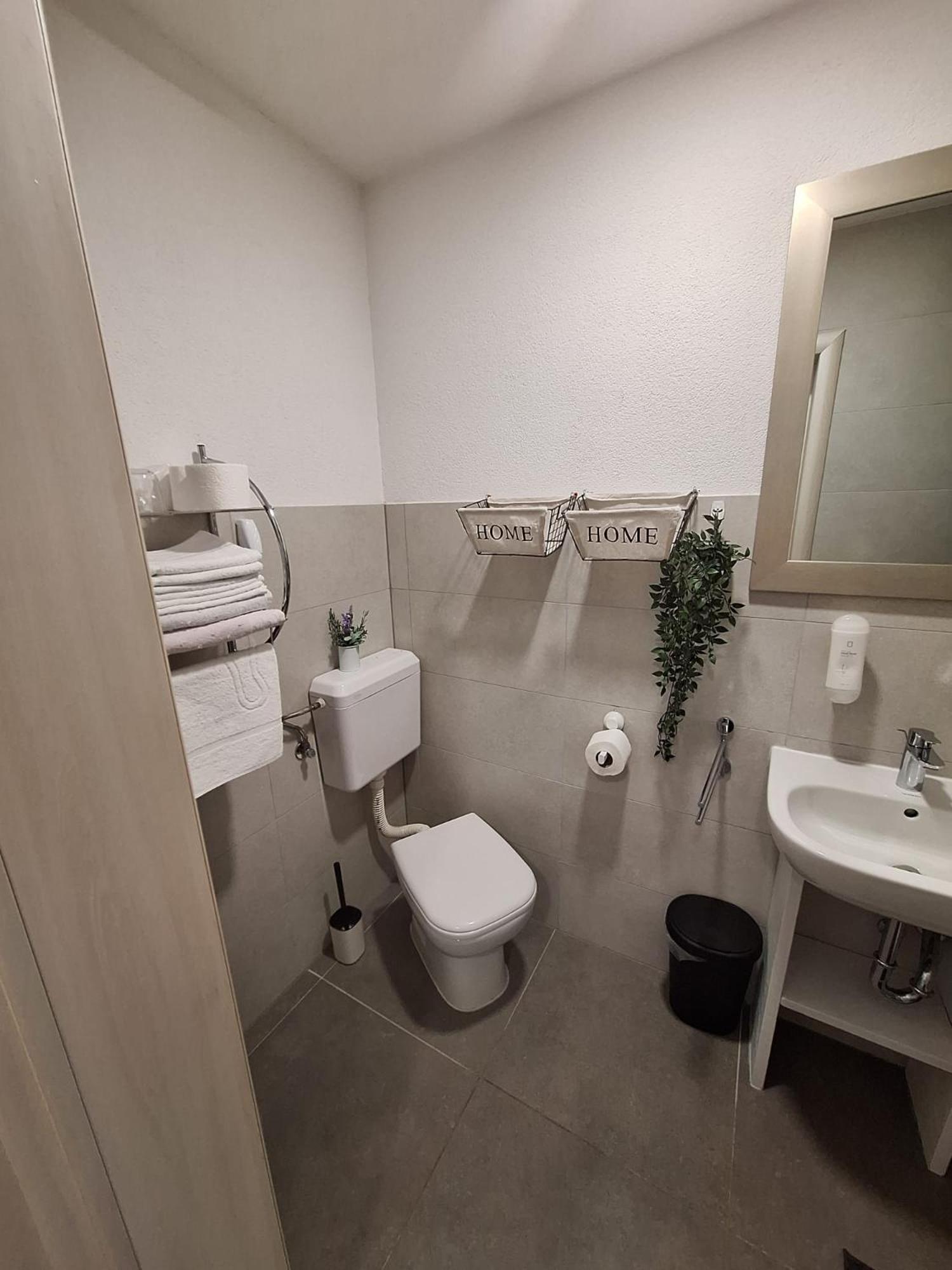 Studio Apartmani Louis I Lola Zagreb Exterior photo